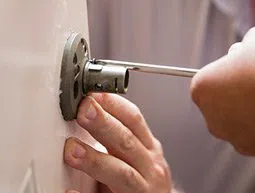 Security Locksmith Services Mira Loma, CA 951-381-0950 - 18-Emergency-Opening